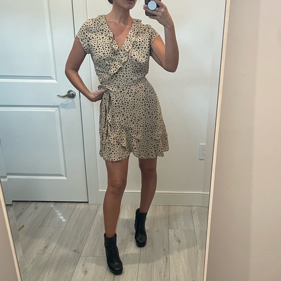 Sunday Best Aritzia Wrap Dress - Picture 2 of 11